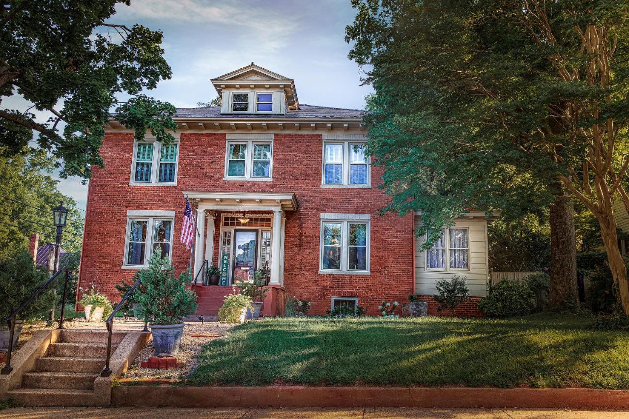 Hotel West Park Gardens Culpeper Esterno foto