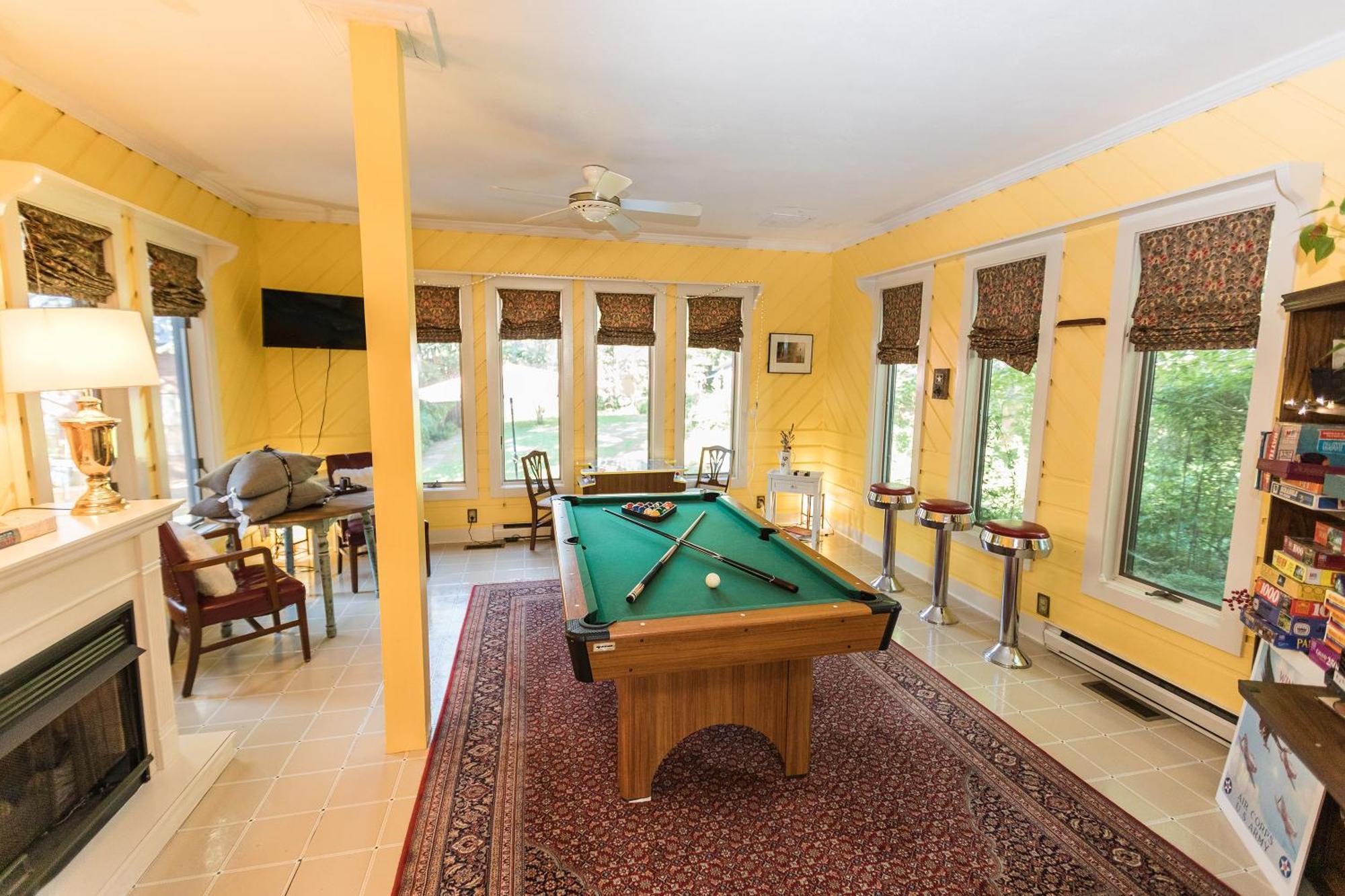 Hotel West Park Gardens Culpeper Esterno foto